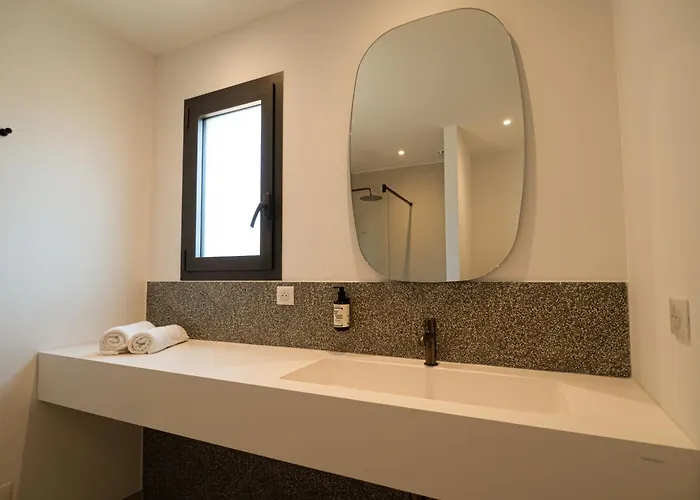 Adeona וילה זונזה