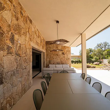 ヴィラ Adeona ゾンザ