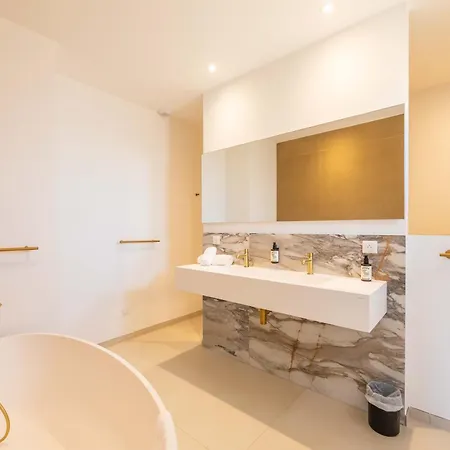 Adeona Villa Zonza
